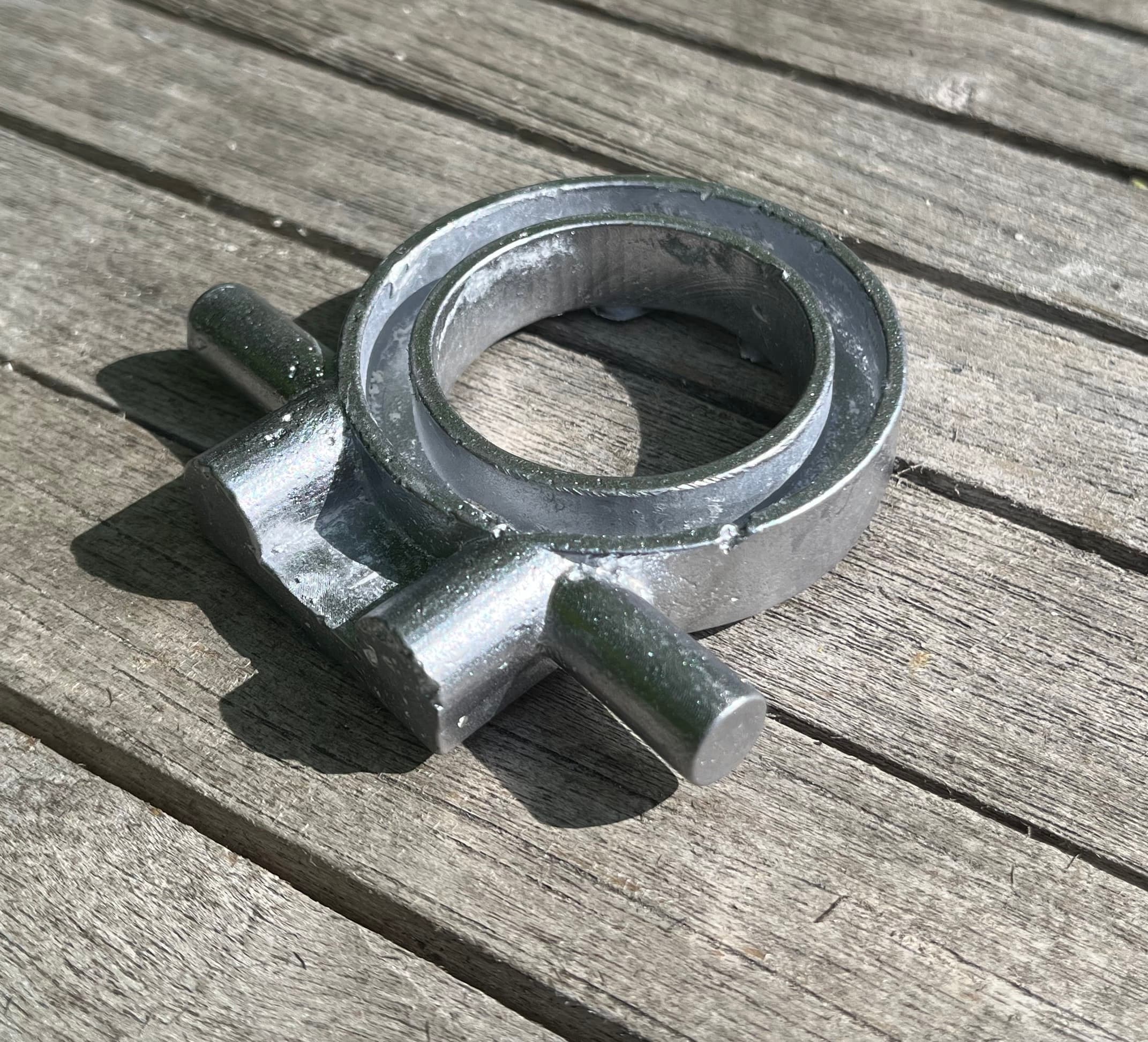 Circular A356 aluminium casting with ring form and feed features